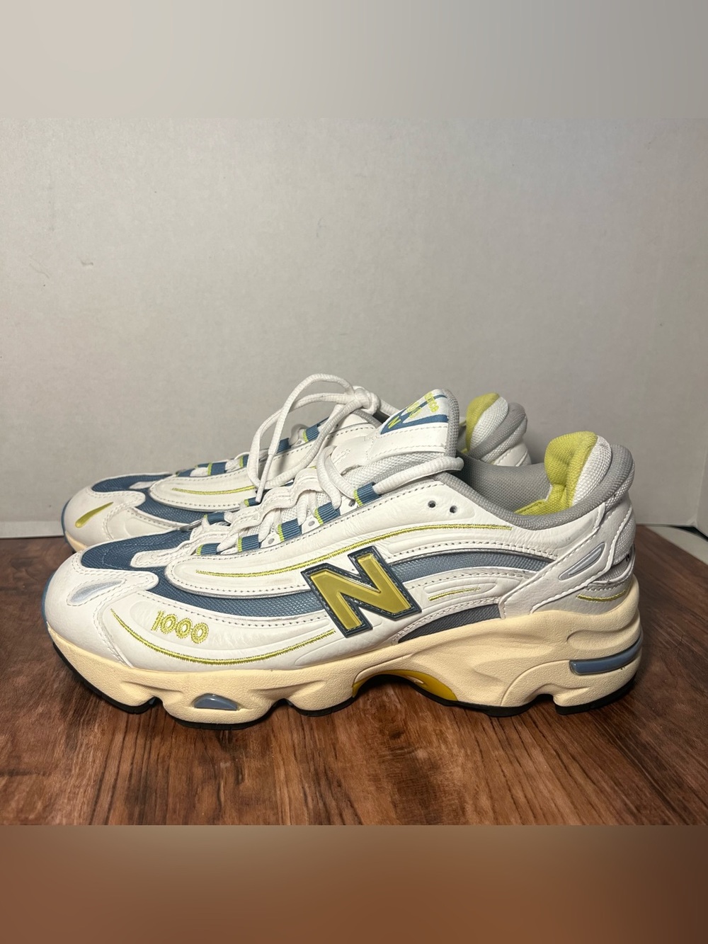 New balance 1000 men’s size 8